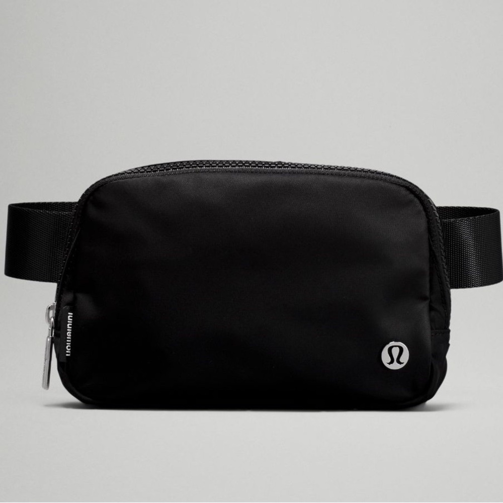 Lululemon Black Everywhere Belt Bag with Adjustable Strap
